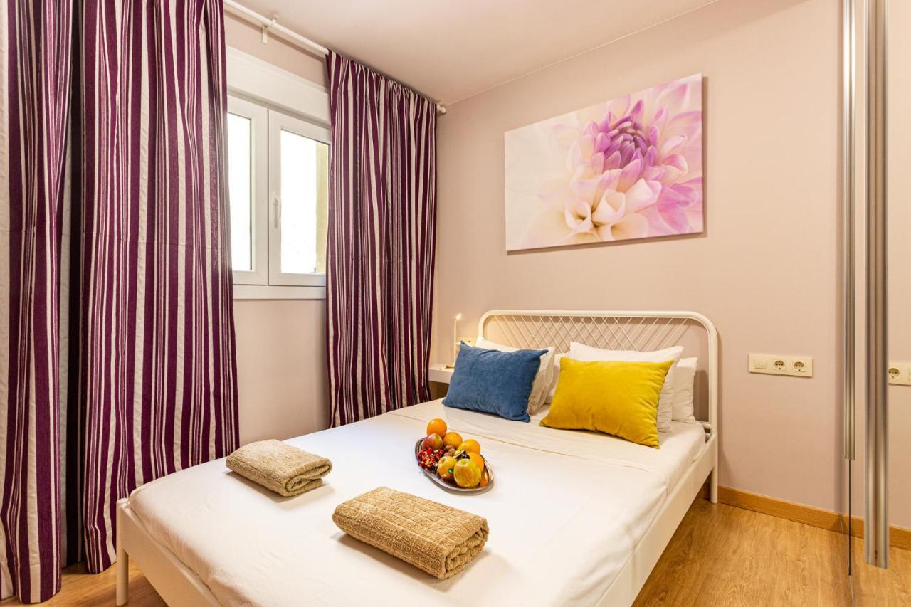 Three Bedrooms Apartment Barcelona Exterior foto